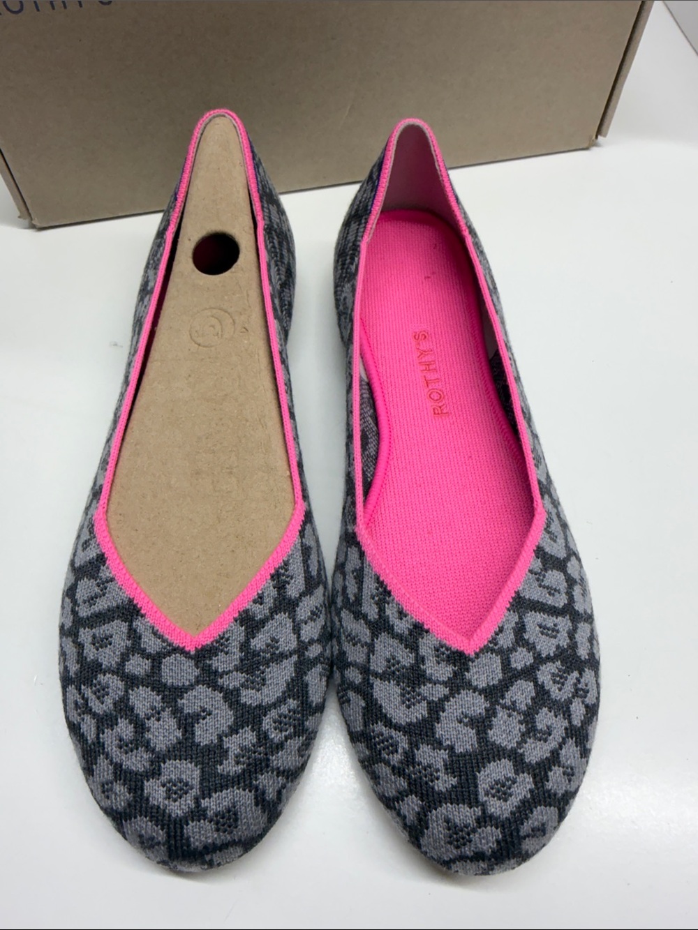 Rothys The Merino Flat Ballet Flats Shoes Haze Spot Animal Print Gray New NIB 11 - Picture 2 of 7
